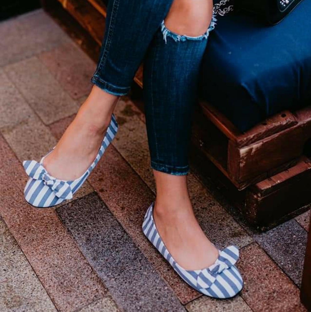 Smooth Sailing Rollasole Flats